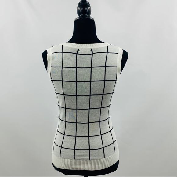 Halogen White & Black Box Striped Sweater Vest - Picture 8 of 10